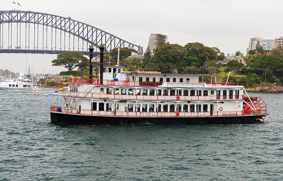 Australia Day Showboat Lunch Cruise With Drinks