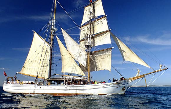 Dreamy views of the harbour and the splendid sky aboard the famous Tall Ship.
